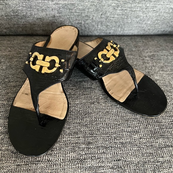 Salvatore Ferragamo black platinum leather sandals - Picture 7 of 11